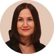 Елена Капура