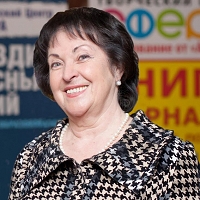 Ксения Белая