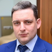 Илья Бронштейн