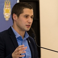 Александр Квашнин